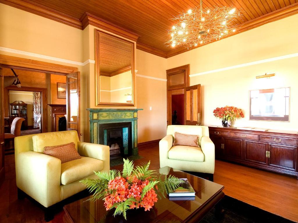 Falcons View Manor นิสนา ภายนอก รูปภาพ